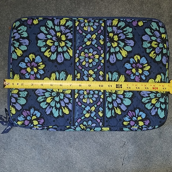 Vera Bradley Set - Picture 2 of 8